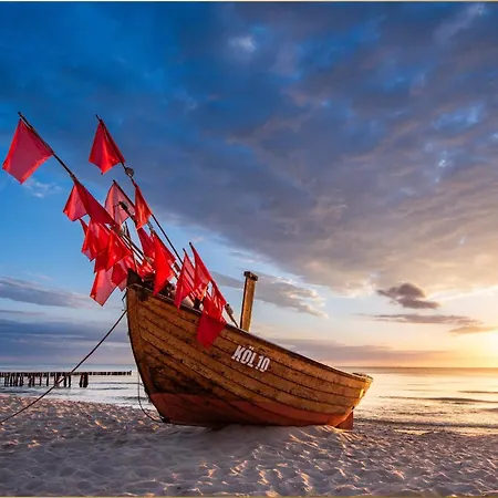 Blaubarschbude * Ostseebad Kölpinsee